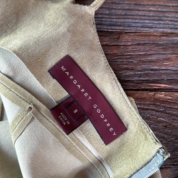 Vintage Margaret Godfrey Sage green embroidered suede cami size 8 - Picture 8 of 10